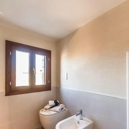 Residenza Al Mercato Grand Canal 别墅 *